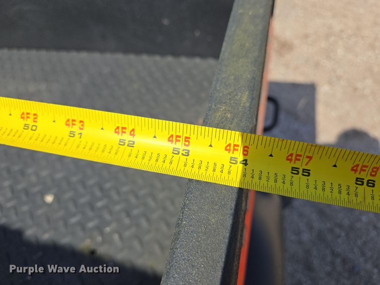 image for item EN8929 2011 Kubota RTV1100 utility vehicle