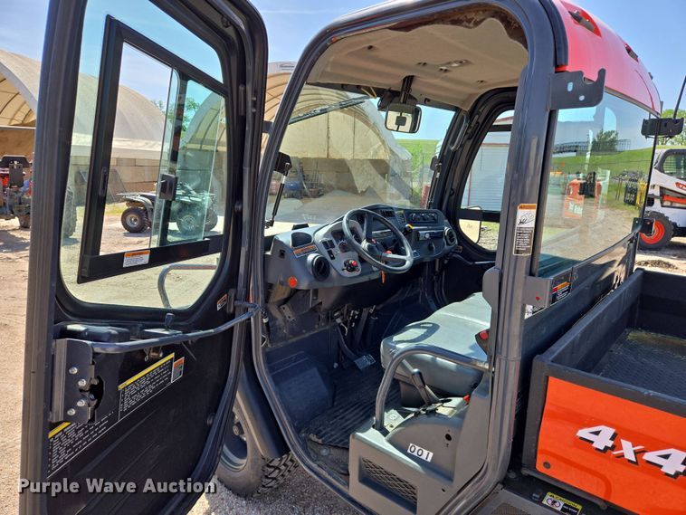 image for item EN8929 2011 Kubota RTV1100 utility vehicle