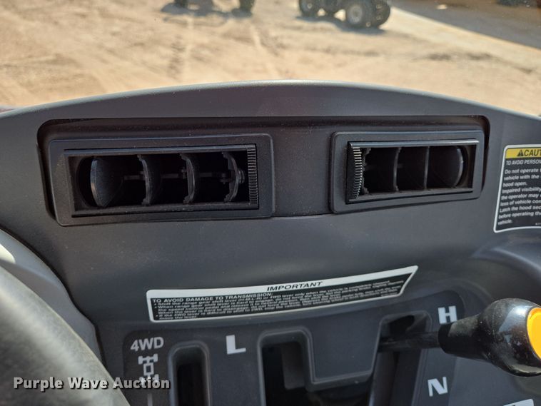 image for item EN8929 2011 Kubota RTV1100 utility vehicle