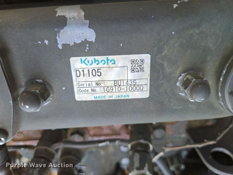 image for item EN8929 2011 Kubota RTV1100 utility vehicle