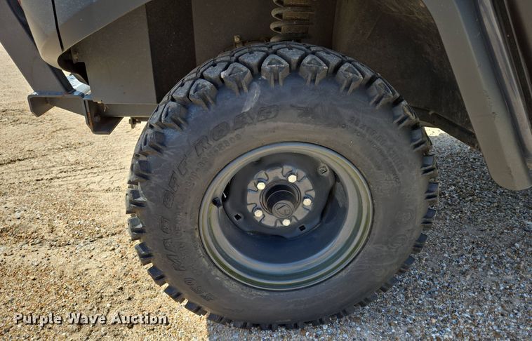 image for item EN8929 2011 Kubota RTV1100 utility vehicle