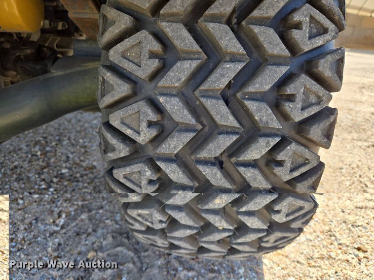 image for item EN8929 2011 Kubota RTV1100 utility vehicle