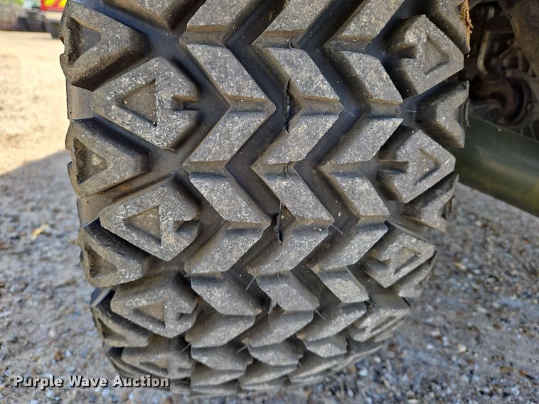 image for item EN8929 2011 Kubota RTV1100 utility vehicle