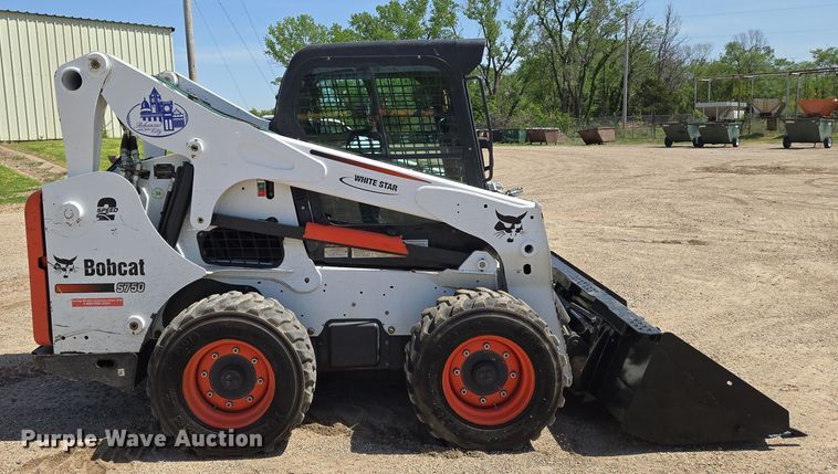 image for item EN8930 2012 Bobcat S750 skid steer loader