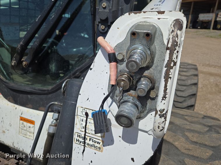 image for item EN8930 2012 Bobcat S750 skid steer loader