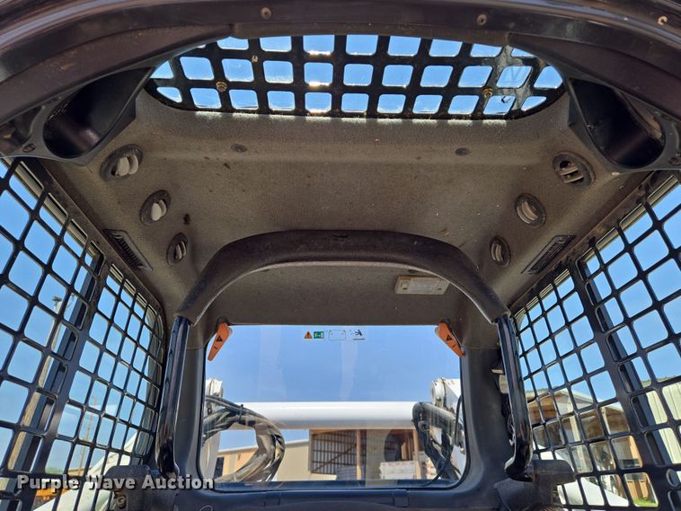 image for item EN8930 2012 Bobcat S750 skid steer loader