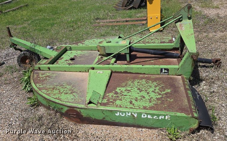 image for item EN8932 John Deere 709 rotary mower