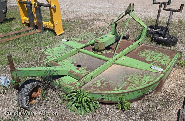 image for item EN8932 John Deere 709 rotary mower