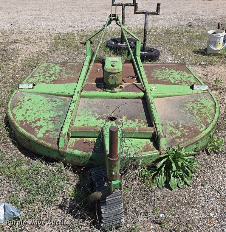 image for item EN8932 John Deere 709 rotary mower
