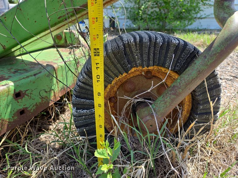 image for item EN8932 John Deere 709 rotary mower