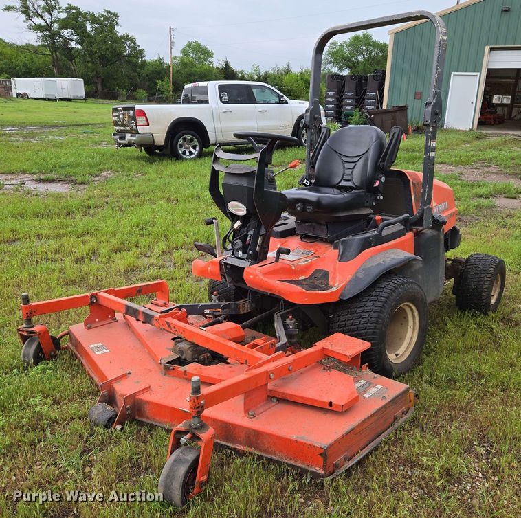 image for item EN8957 2015 Kubota F2690 lawn mower