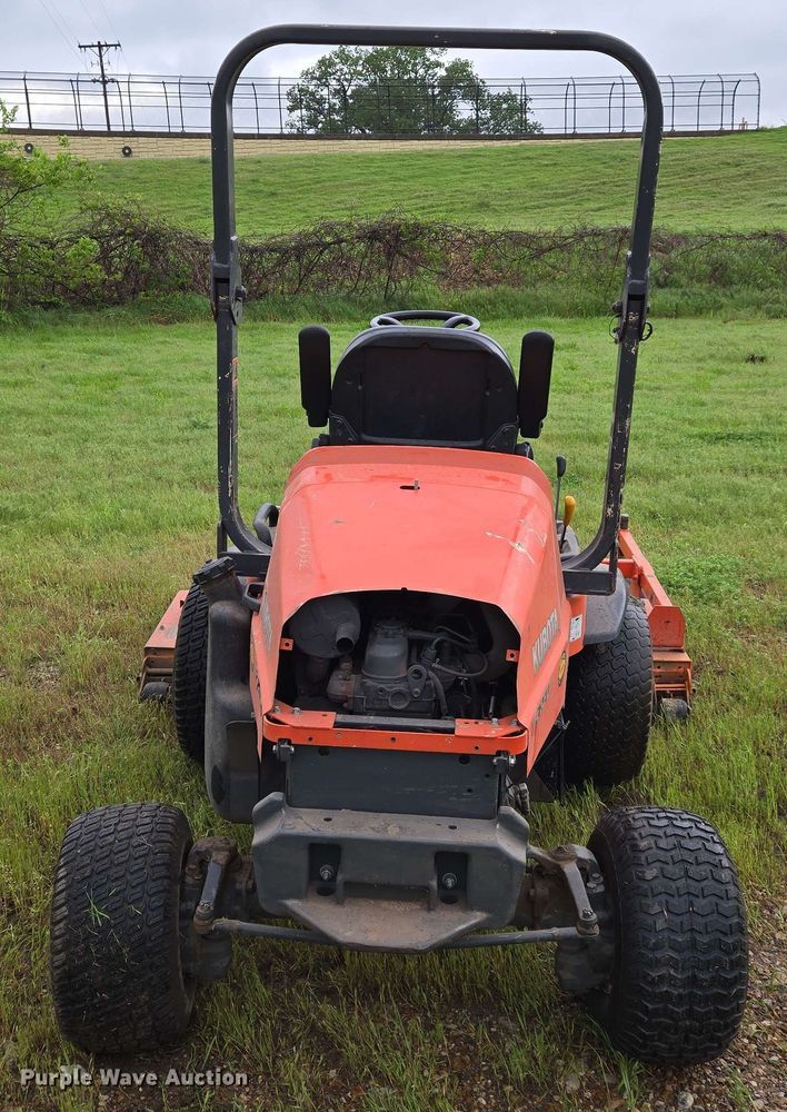 image for item EN8957 2015 Kubota F2690 lawn mower