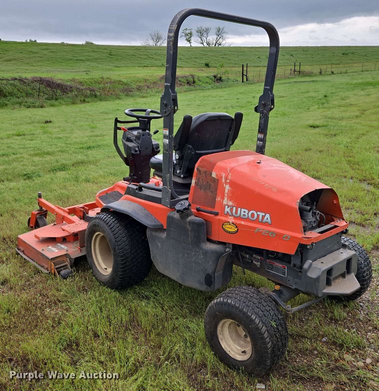 image for item EN8957 2015 Kubota F2690 lawn mower