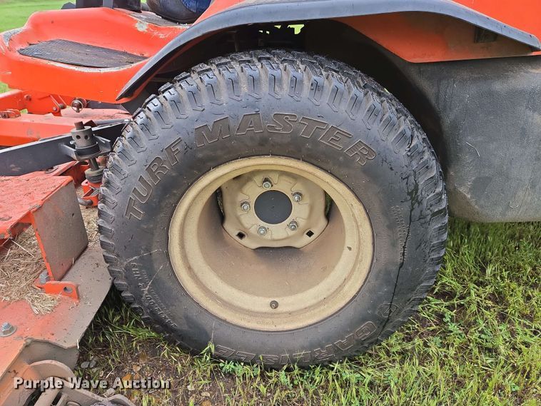 image for item EN8957 2015 Kubota F2690 lawn mower