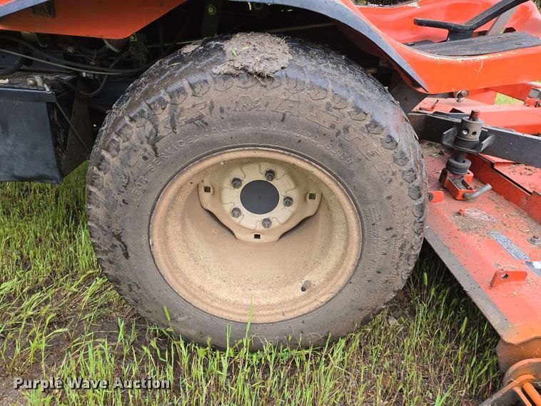 image for item EN8957 2015 Kubota F2690 lawn mower