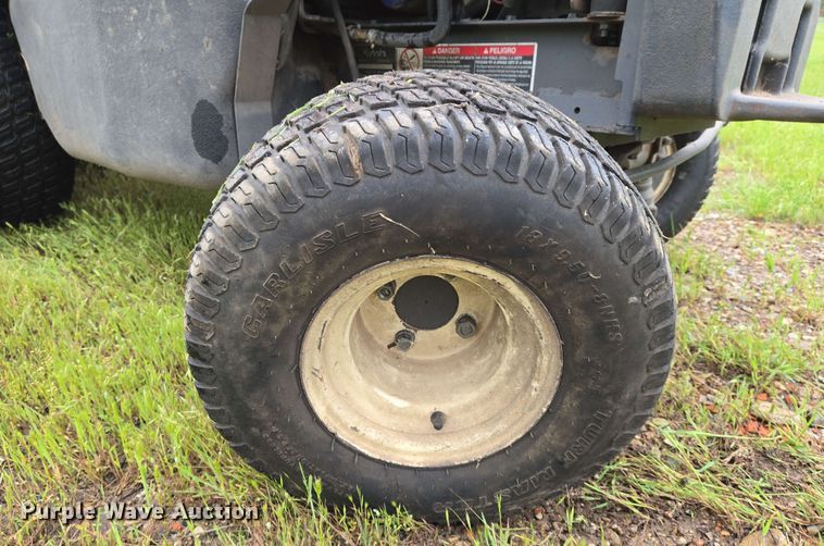 image for item EN8957 2015 Kubota F2690 lawn mower