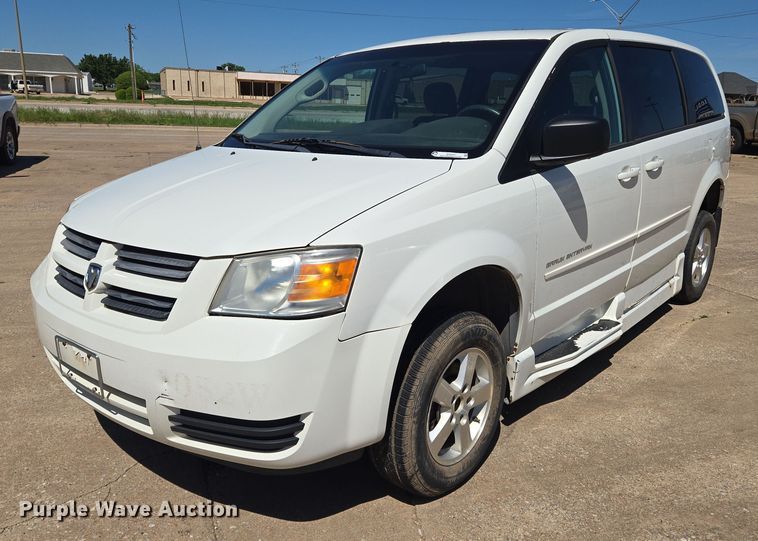 image for item EO0521 2010 Dodge Grand Caravan SE handicap accessible van