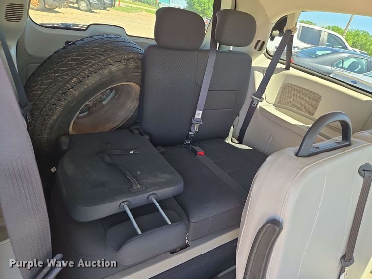 image for item EO0521 2010 Dodge Grand Caravan SE handicap accessible van