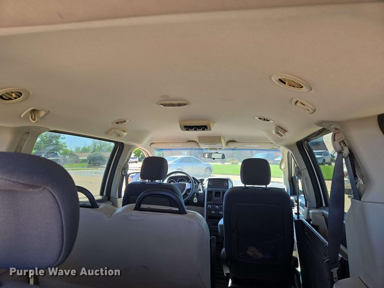 image for item EO0521 2010 Dodge Grand Caravan SE handicap accessible van
