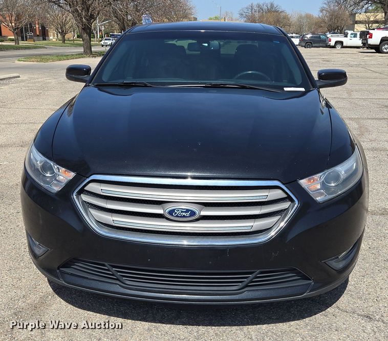 image for item EO0615 2013 Ford Taurus SEL 