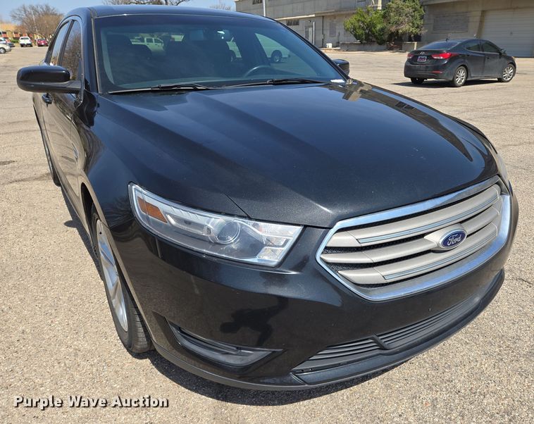 image for item EO0615 2013 Ford Taurus SEL 