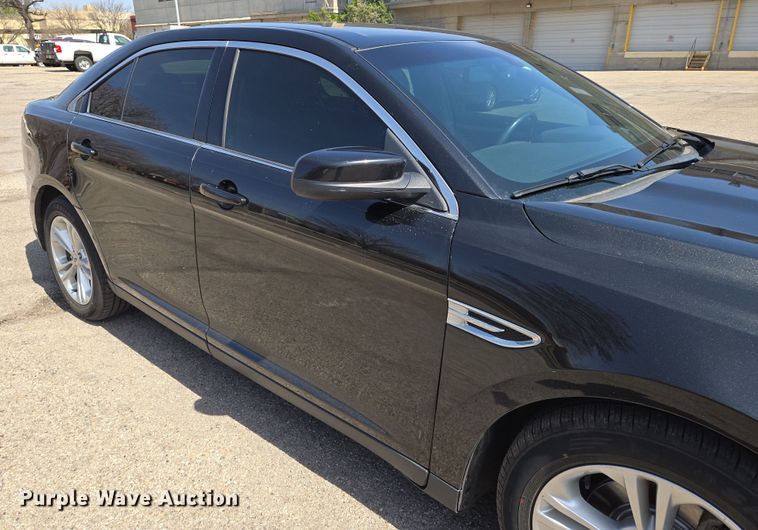 image for item EO0615 2013 Ford Taurus SEL 
