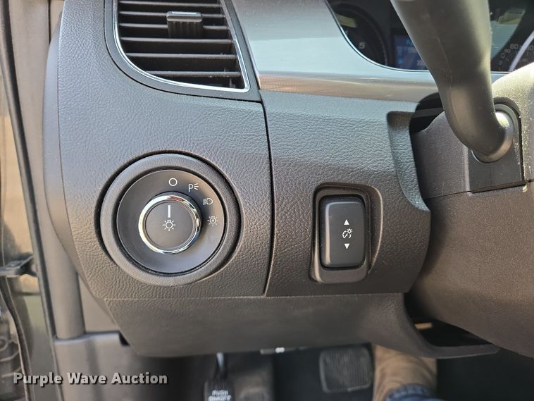 image for item EO0615 2013 Ford Taurus SEL 