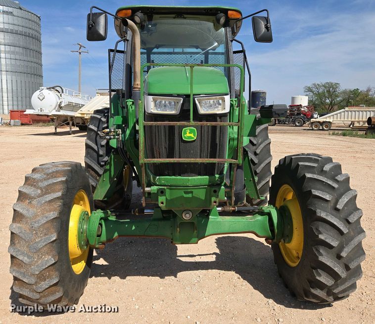 image for item EO0770 2013 John Deere 6105D MFWD tractor
