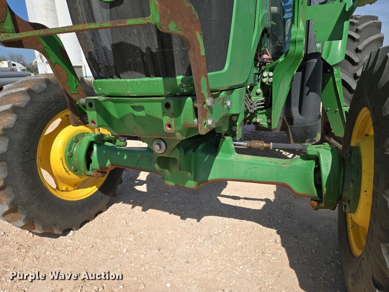 image for item EO0770 2013 John Deere 6105D MFWD tractor