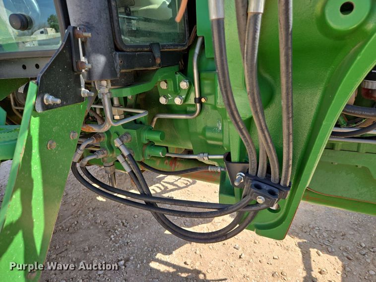 image for item EO0770 2013 John Deere 6105D MFWD tractor