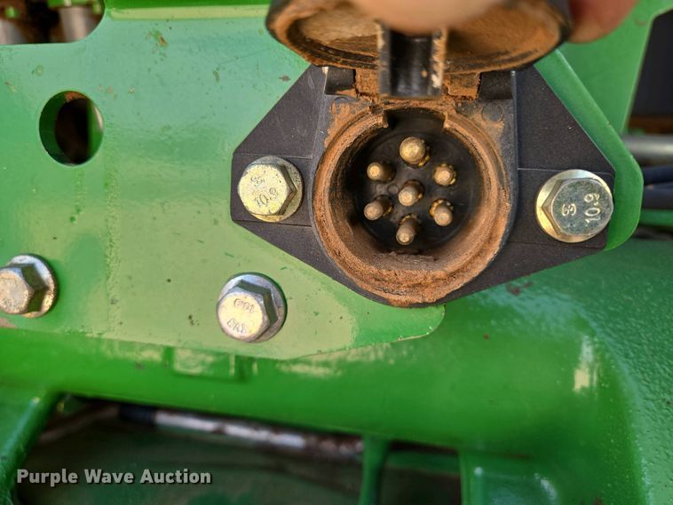 image for item EO0770 2013 John Deere 6105D MFWD tractor