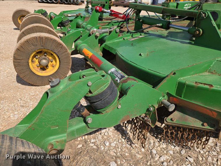 image for item EO0771 John Deere CX15 batwing rotary mower