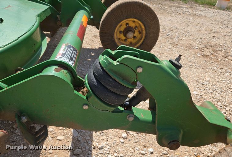 image for item EO0771 John Deere CX15 batwing rotary mower