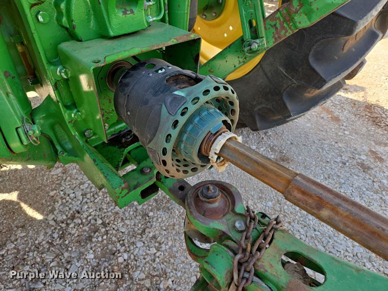 image for item EO0772 John Deere CX15 batwing rotary mower