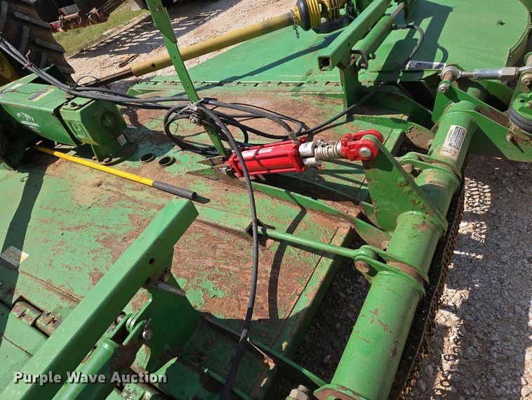 image for item EO0772 John Deere CX15 batwing rotary mower