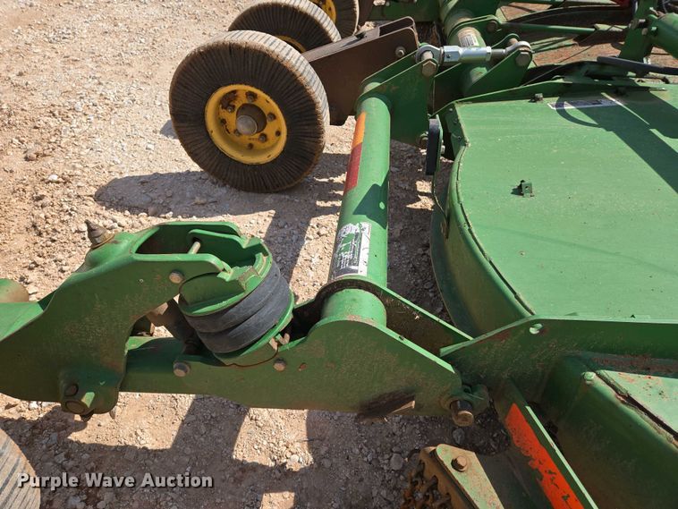 image for item EO0772 John Deere CX15 batwing rotary mower