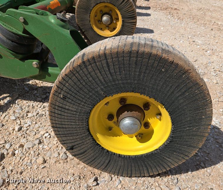 image for item EO0772 John Deere CX15 batwing rotary mower