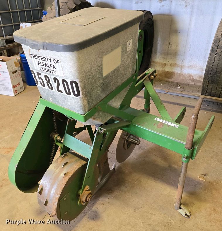 image for item EO0773 Eilers gopher getter applicator