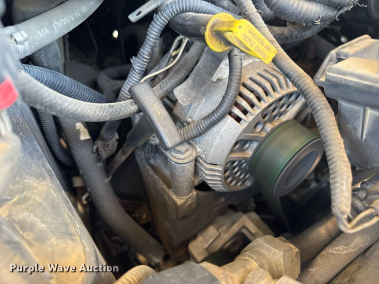 image for item EQ1378 2003 Ford E350 Super Duty shuttle bus