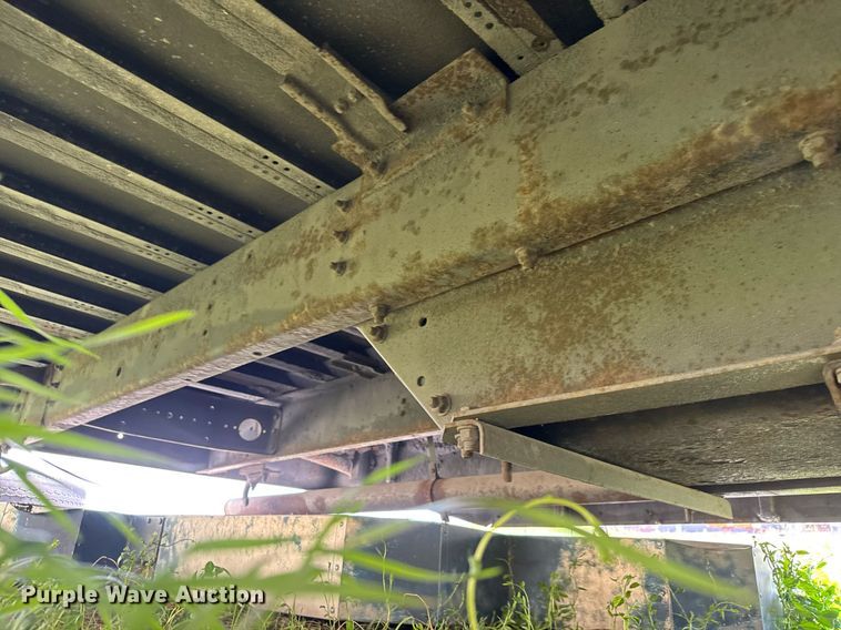 image for item EQ1403 2005 Thomas Built Saf-T-Liner MVP EF school bus