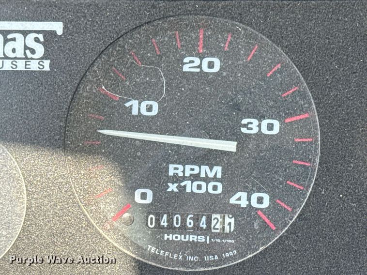 image for item EQ1403 2005 Thomas Built Saf-T-Liner MVP EF school bus