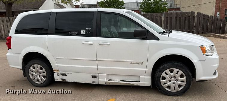 image for item EQ1451 2014 Dodge Grand Caravan handicap accessible van