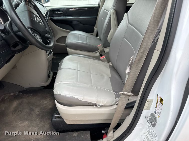 image for item EQ1451 2014 Dodge Grand Caravan handicap accessible van