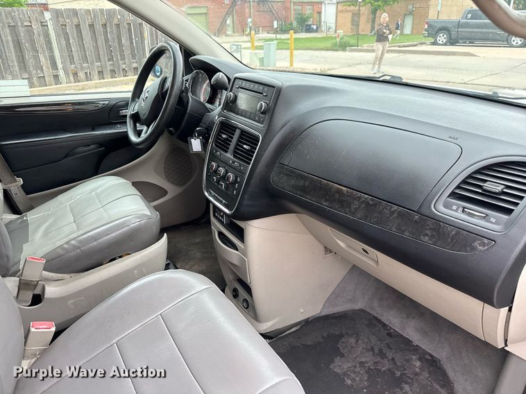 image for item EQ1451 2014 Dodge Grand Caravan handicap accessible van