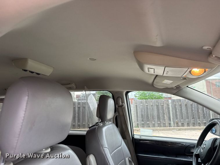 image for item EQ1451 2014 Dodge Grand Caravan handicap accessible van