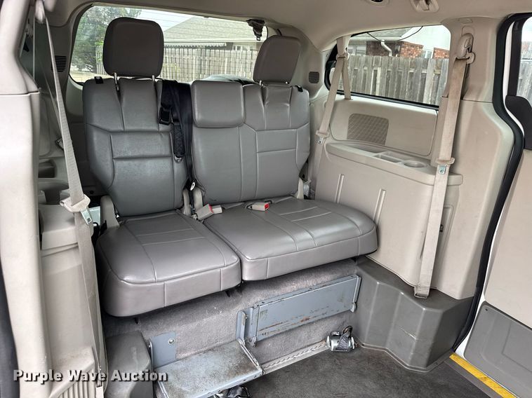 image for item EQ1451 2014 Dodge Grand Caravan handicap accessible van