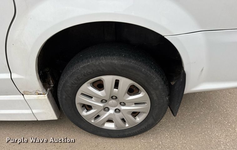 image for item EQ1451 2014 Dodge Grand Caravan handicap accessible van