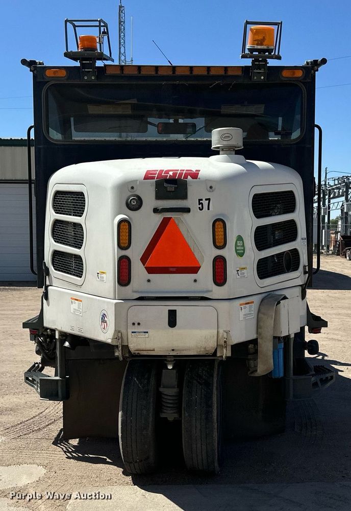 image for item EQ4647 2011 Elgin Pelican Series NP street sweeper