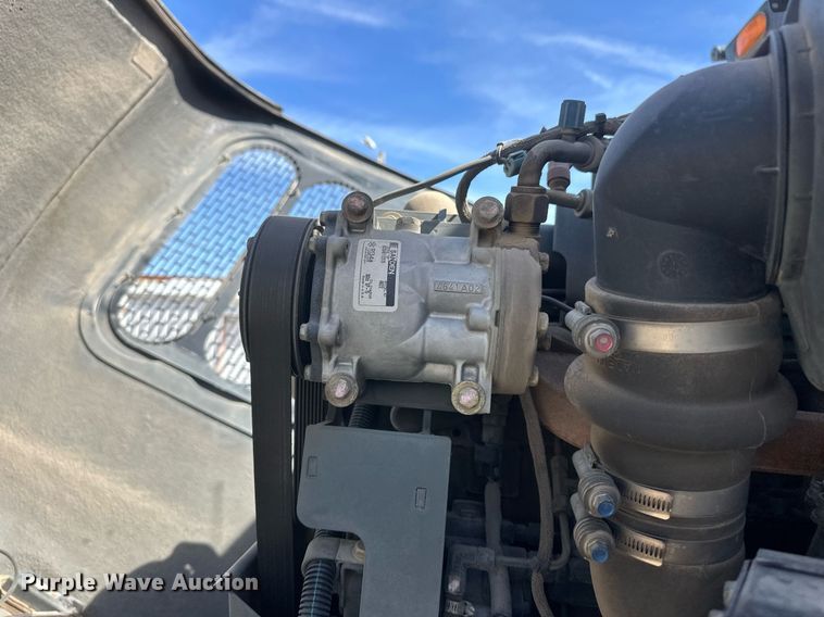 image for item EQ4647 2011 Elgin Pelican Series NP street sweeper