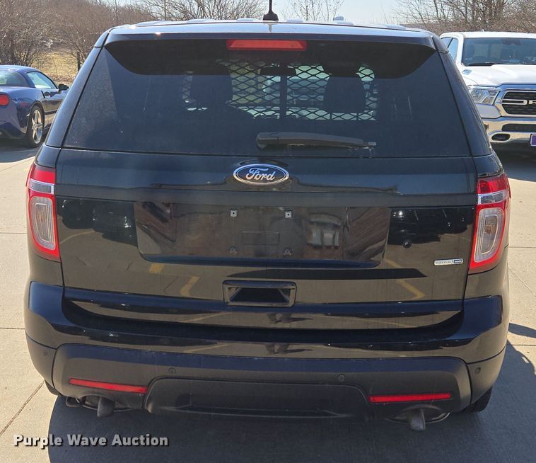 image for item EQ6805 2015 Ford  Explorer Police Interceptor SUV